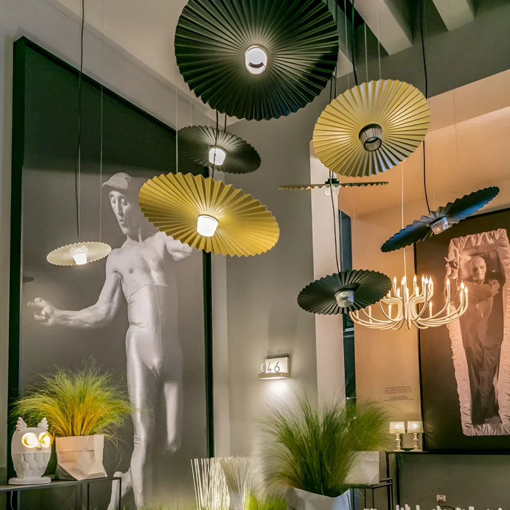 Nordic post-modern simple iron pendant chandelier in black with 35cm diameter for restaurant or bar use