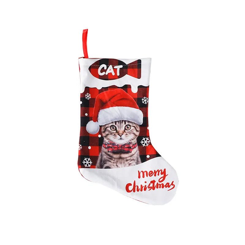 Printed cloth Christmas decoration panel with puppy or cat design on plaid background measuring 26x36cm