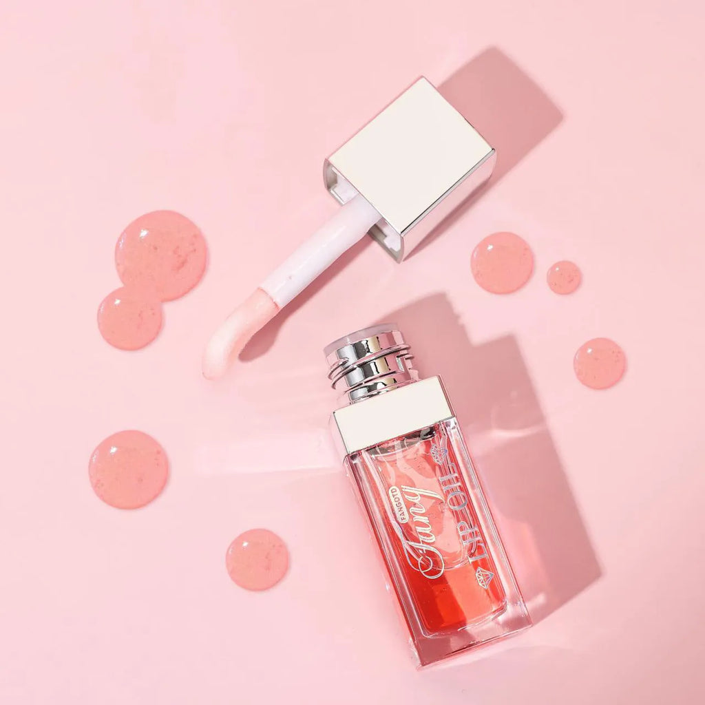 Five bright colour lip gloss lipstick tubes with moisturising essence oil including mint shade