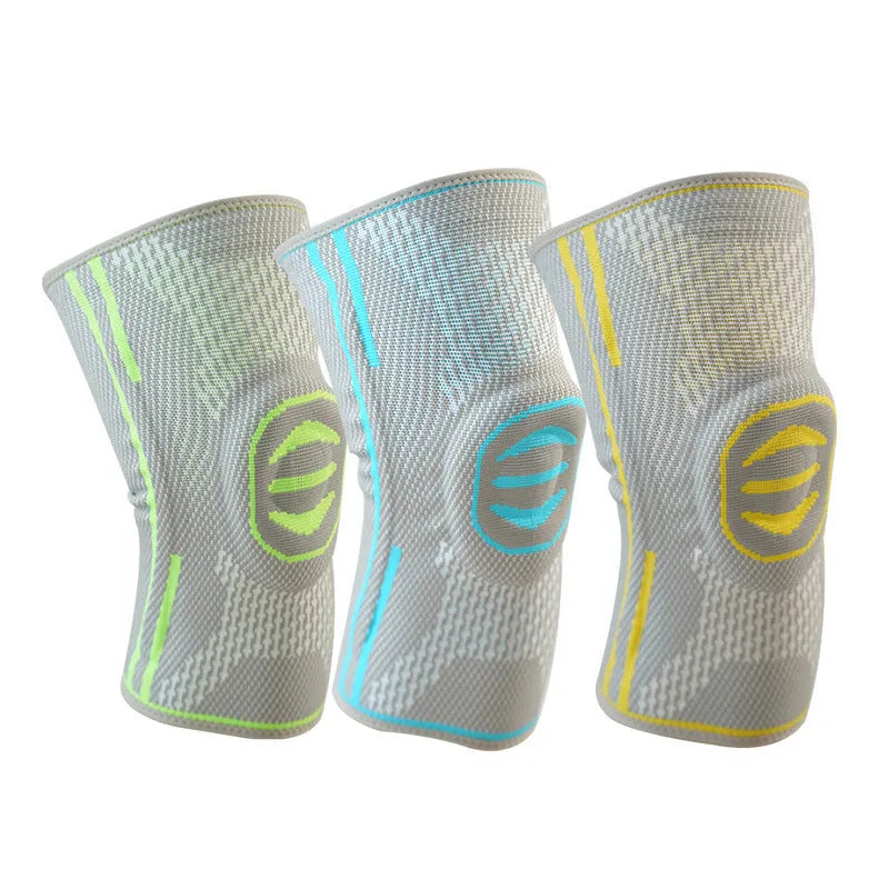 Cotton mountaineering knee pads in green, blue, yellow colours available in M, L, XL sizes