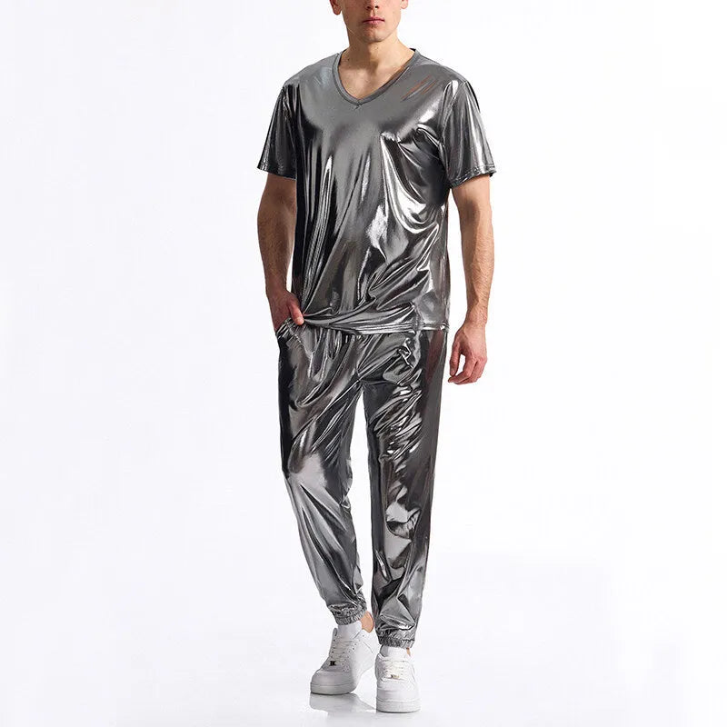 Men's bright surface bronzing disco suit with rabbit fur fabric, short sleeve t-shirt and shorts in silver colour