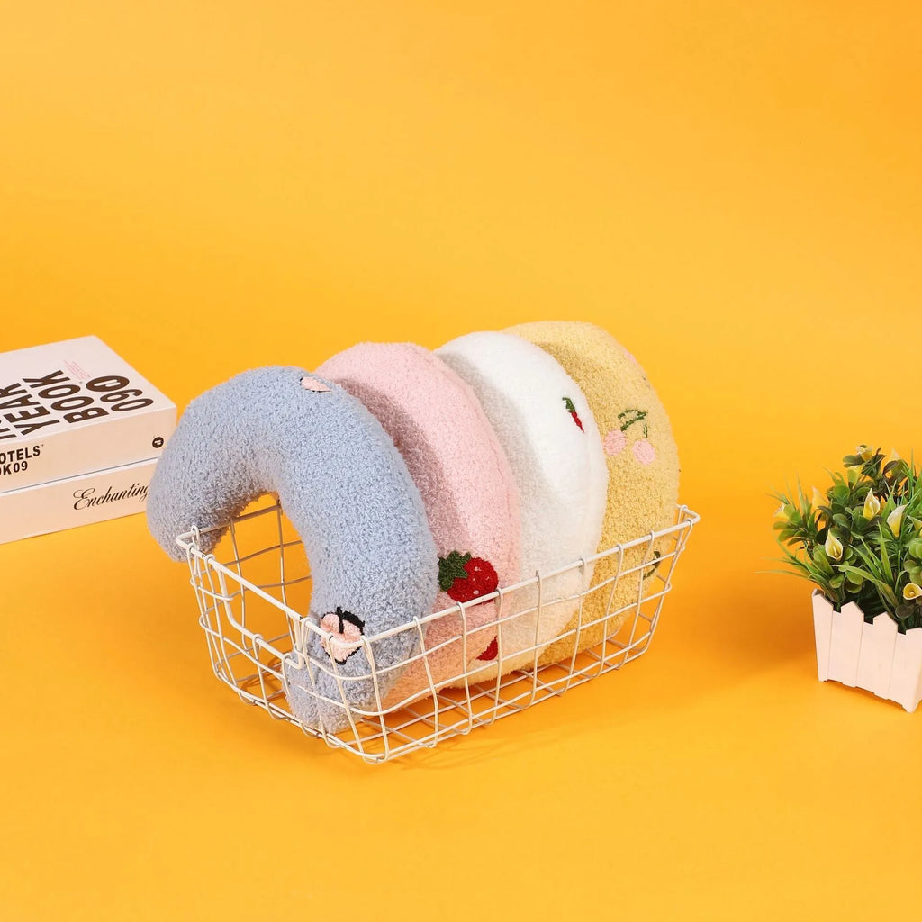 Yellow cartoon design U-shaped half moon pillow for cats on cloth fabric