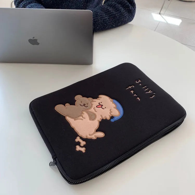 Embroidered laptop sleeve with animal pattern for 13.3 to 15.6 inch laptops