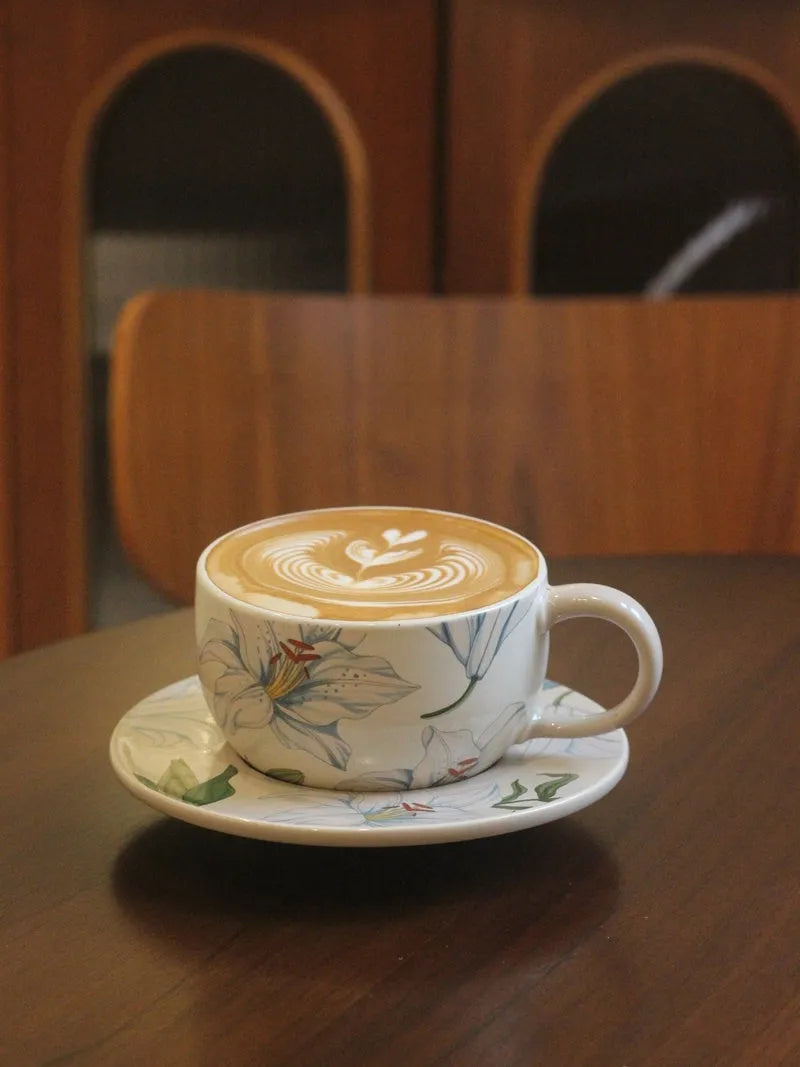 Chinese style Lily Wild Series ceramic cup set with plate, round bead or petal shape, pottery construction, straight drink lid