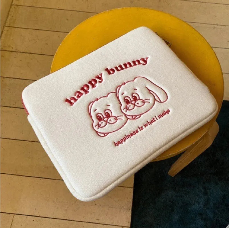 Embroidered laptop sleeve with animal pattern for 13.3 to 15.6 inch laptops