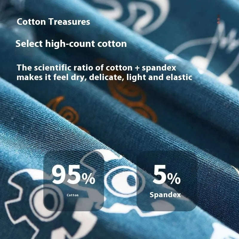 Men's cotton boxer shorts in a patterned design with a mid waistband.