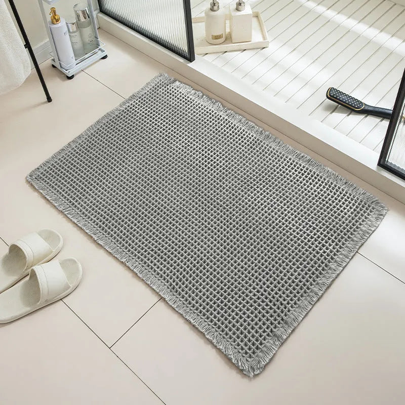 Checkered pattern non-slip bathroom floor carpet in a choice of colours and sizes