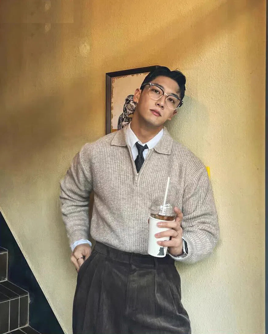 Men's knitted half-zip turn-down collar jacket in ice silk fabric, slim fit, solid pattern
