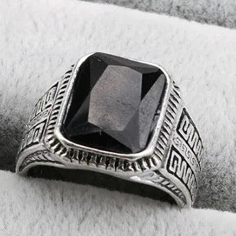 Alloy geometric ring with electroplated finish and artificial gem inlay in ancient silver colour, size 8
