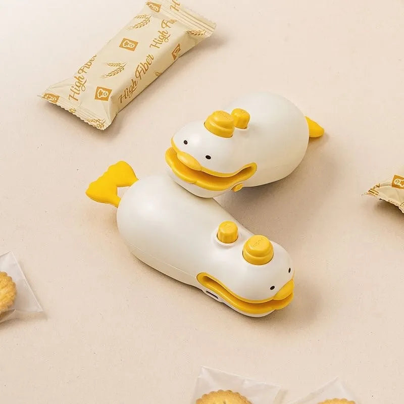 Yellow duck rechargeable sealing machine with animal jacquard design and charging cable