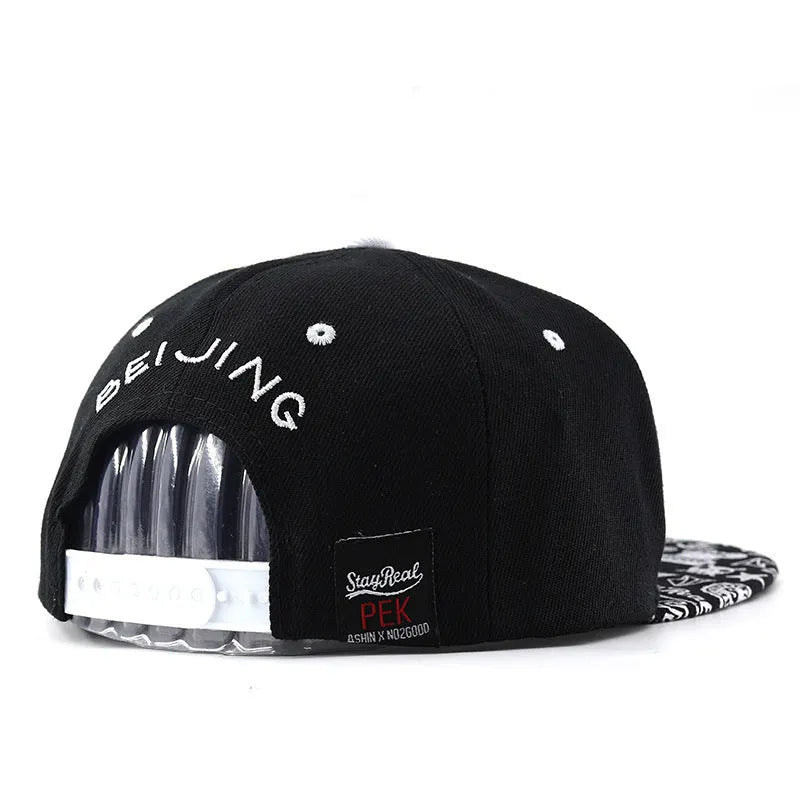 Cotton baseball hat with letter embroidery in SR white colour showing dome crown style