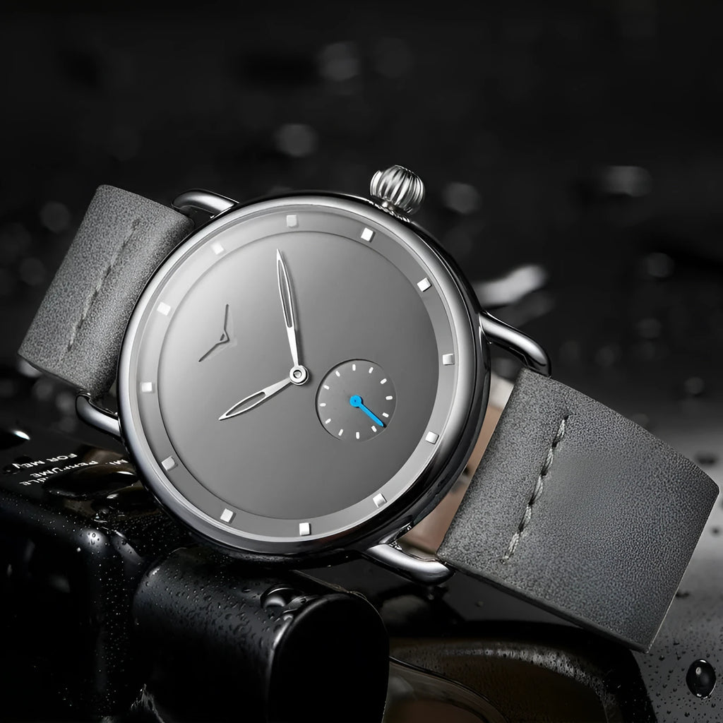 Men's quartz wristwatch 41mm stainless steel case black leather face Hardlex crystal