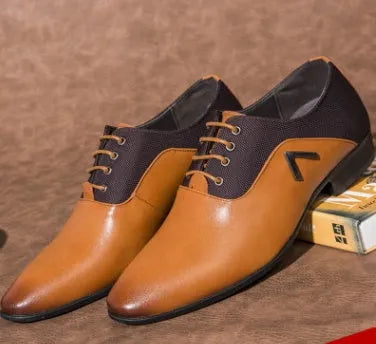 Men's Oxford shoes in artificial PU leather with rubber sole, available in black, brown and yellow colours