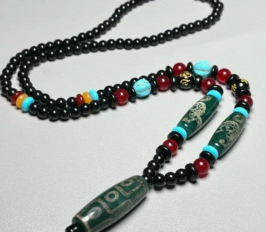 Ethnic style Dzi bead pendant necklace in green Tibet beads made from jade and agate