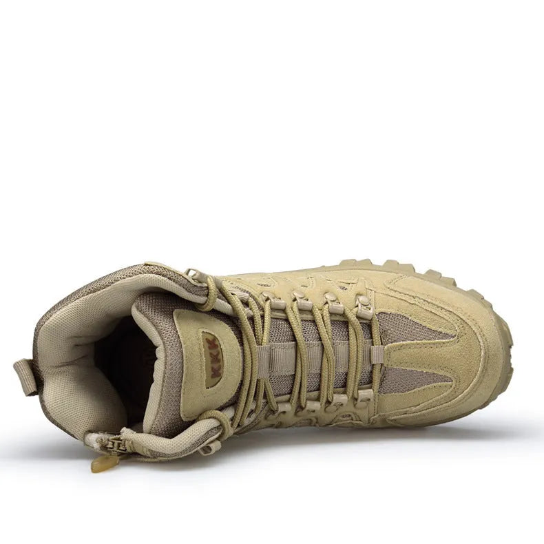 US Army Delta Tactical Boots in black and sand colours with rubber sole for outdoor activities