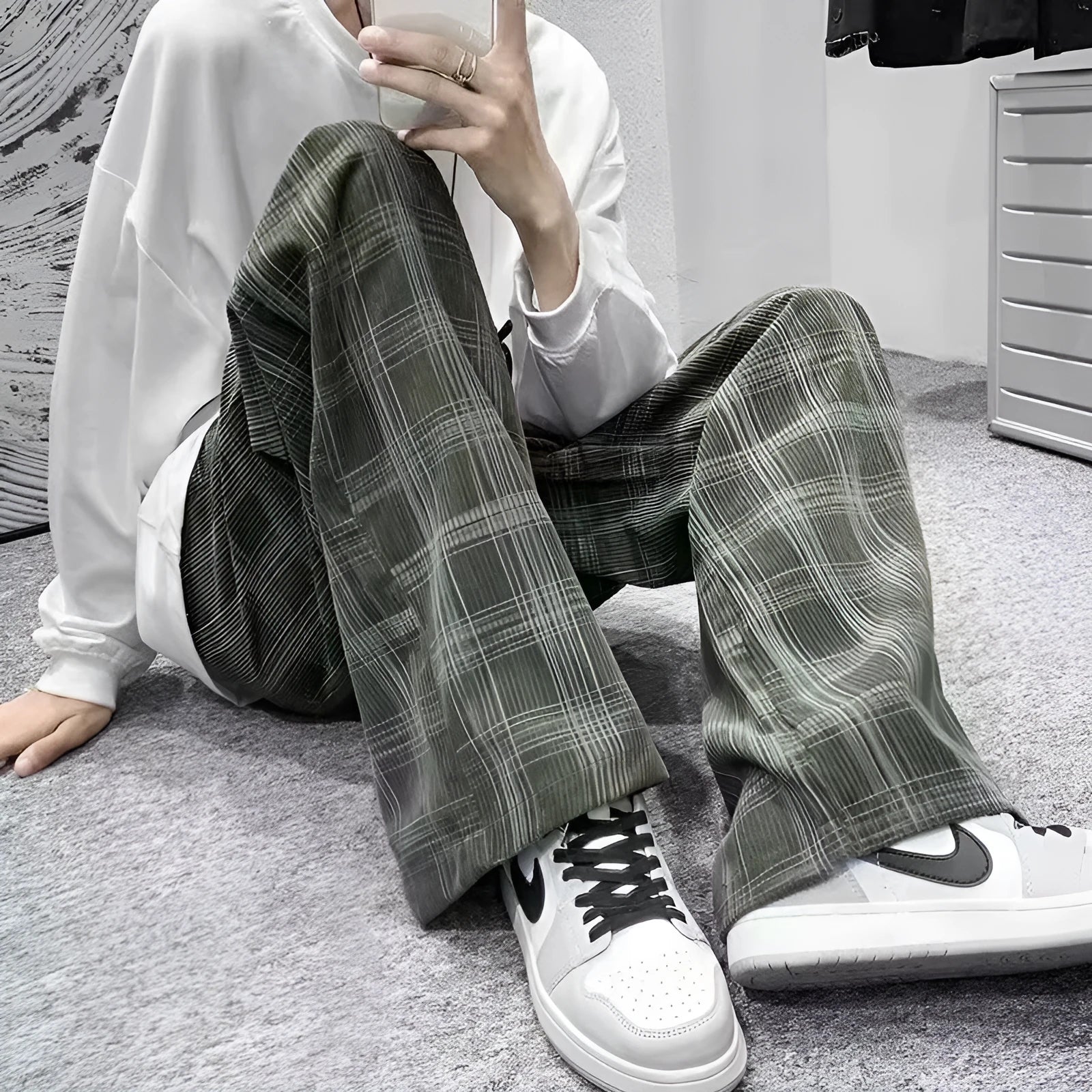 Black and green plaid Japanese retro loose trousers with straight-leg design