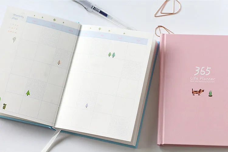 Hardback notebook planner 13.5x18.2cm 228 pages with 365 day plan, dark green or pink cover
