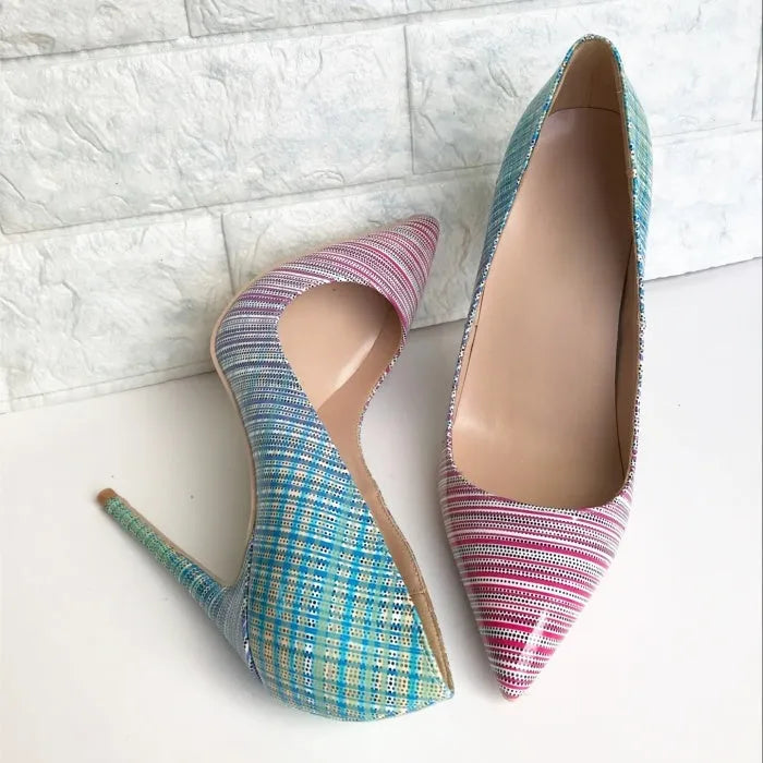 Pink and blue gradient patent leather women's high heels with a pointed toe and high heel.