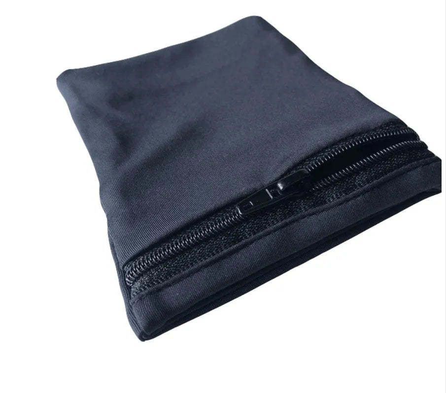 Phone arm bag wristband in black for gym cycling running sports with 10x12cm pocket