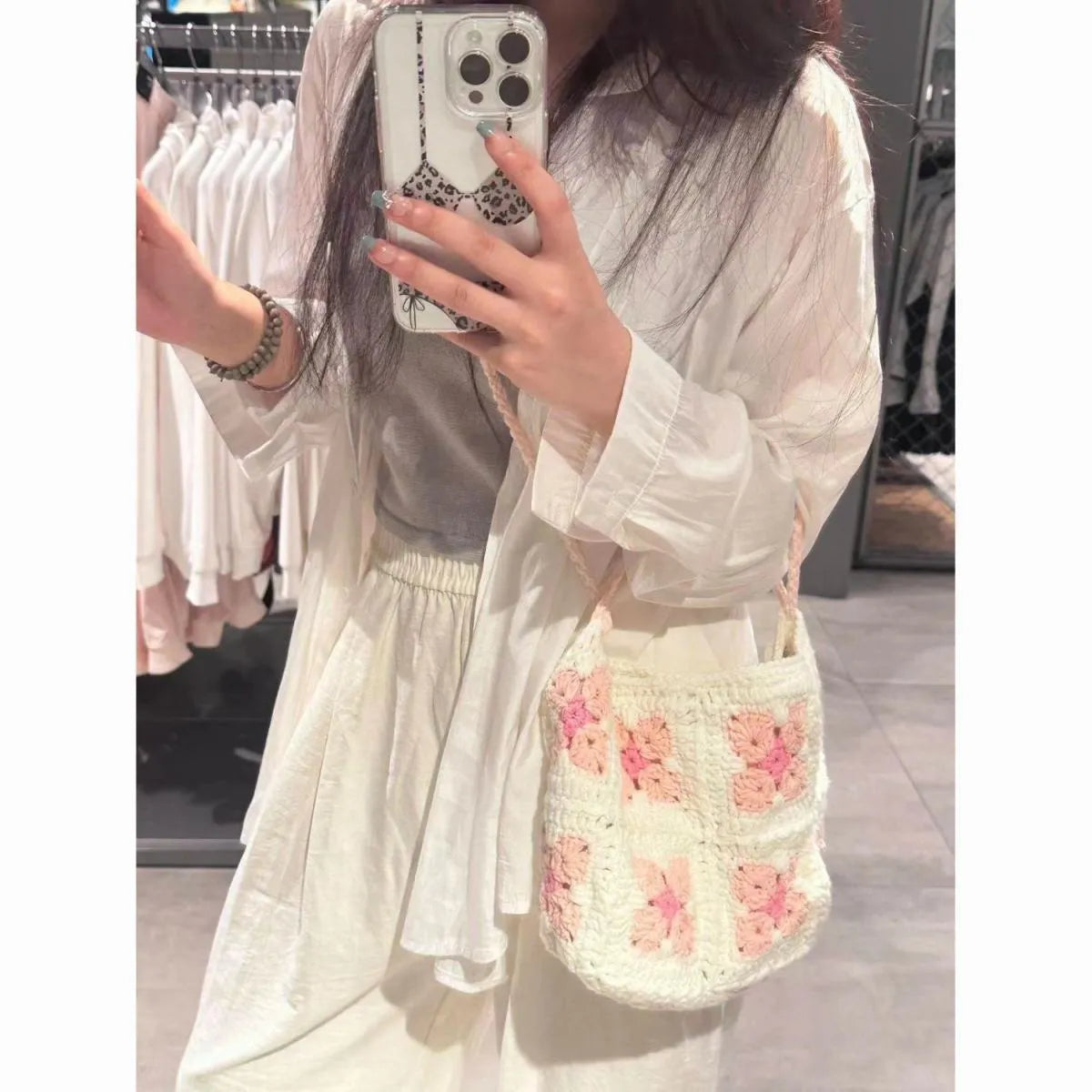 Handmade crochet cherry blossom handbag with magnetic buckle closure in cotton yarn