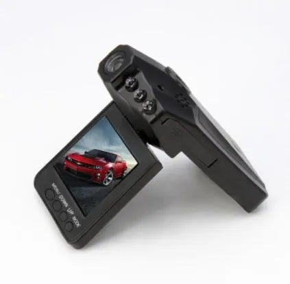 H198 HD car dashboard camera with six infrared lights and a 2.4-inch screen.