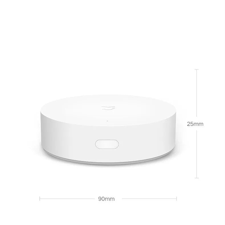 White Xiaomijia smart home gateway with UK plug for wireless wall control of connected devices
