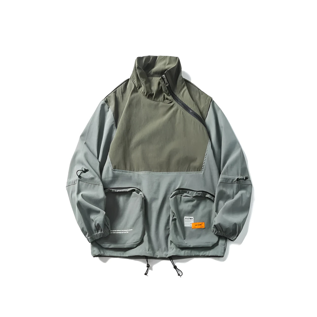 Men's loose cotton cargo jacket with contrasting colours, straight hem, and paste pockets in black or army green.