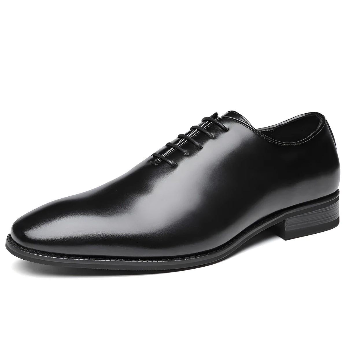 New leather hand-polished business shoes for men, black colour, small round toe, low upper