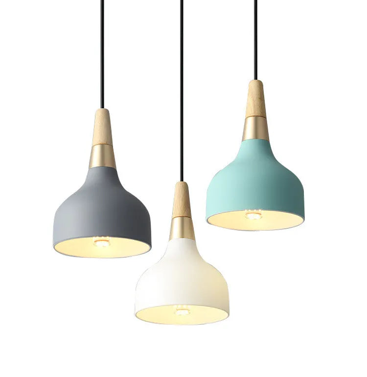 Modern small three-light chandelier in macaron style, 150x200mm, black finish