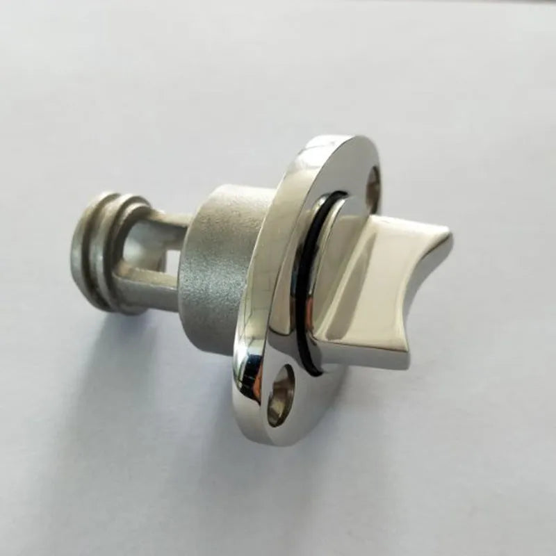 Stainless steel 316 marine water plug for ships and yachts measuring 4.5 by 5.5 by 2.0 cm