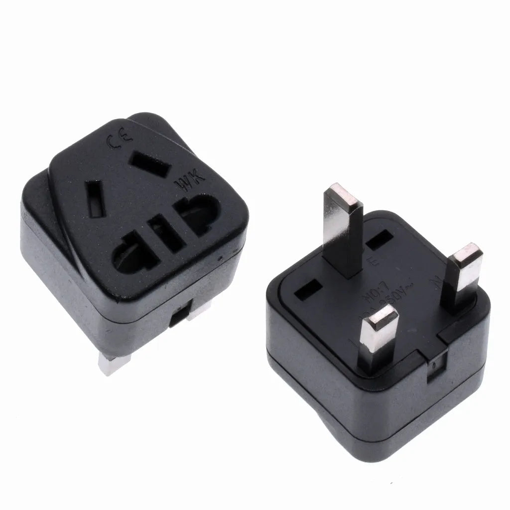 Square three-pin UK international plug adapter with five output ports in black or white