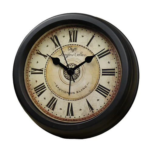 European retro style 6-inch round desk clock with silent sweep movement and battery operation