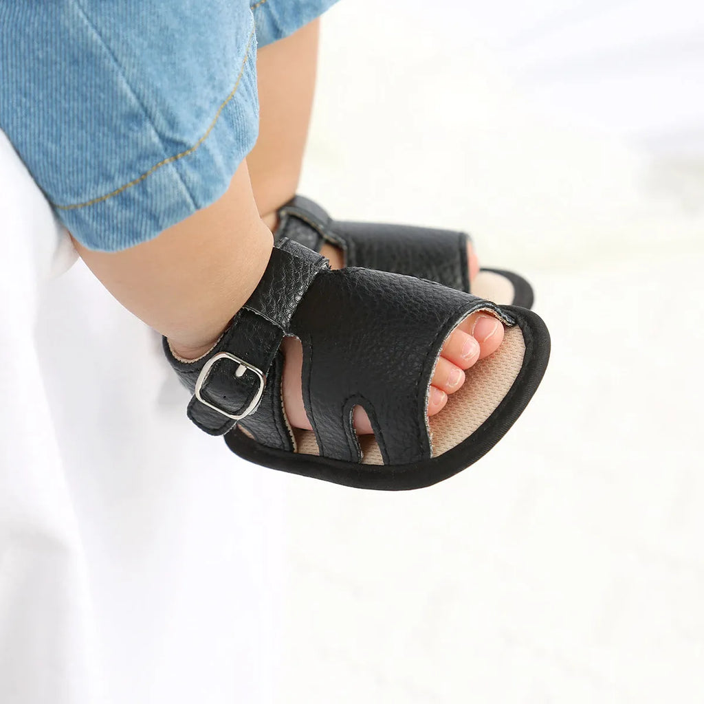 Summer baby sandals in black with breathable synthetic leather upper and non-slip sole, size 11cm