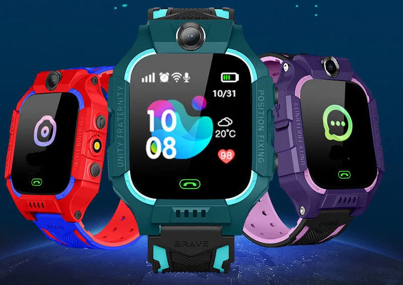 Z6 Q19 children's smart phone watch showing 1.44-inch touch screen on lightweight acrylic case