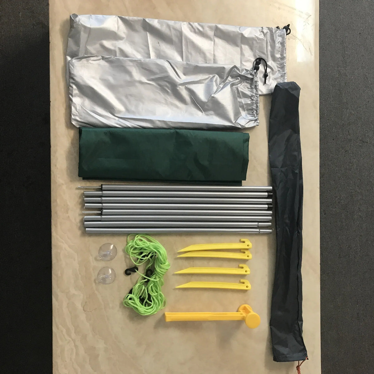 Green car side awning, 2.8m x 1.8m, 1.2kg, with aluminium pole frame and double tent structure