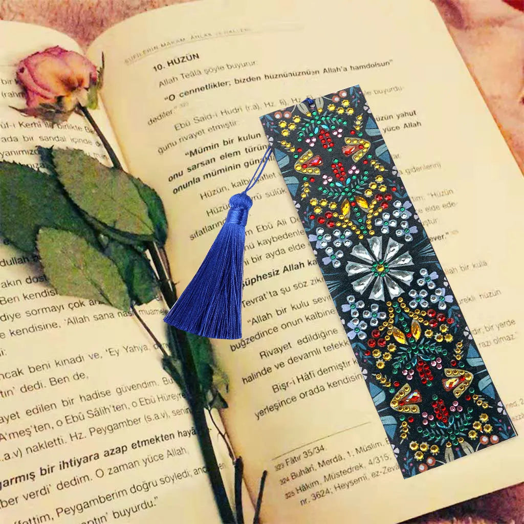 Leather bookmark with special-shaped diamond embroidered mandala flower design