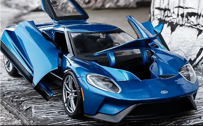 Blue simulation alloy 1:18 scale sports car model with force control