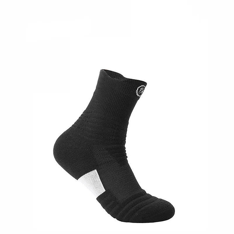 Men's Elite sports socks with thick towel bottom, low cut boat sock style in black