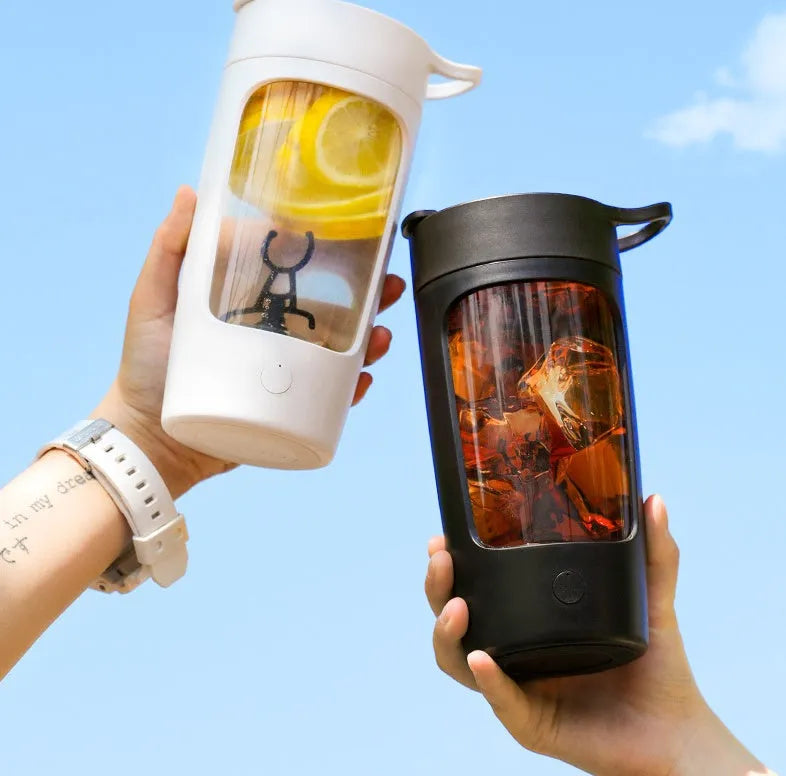 Portable juice blender automatic mixing cup in choice of colours with 650ml capacity