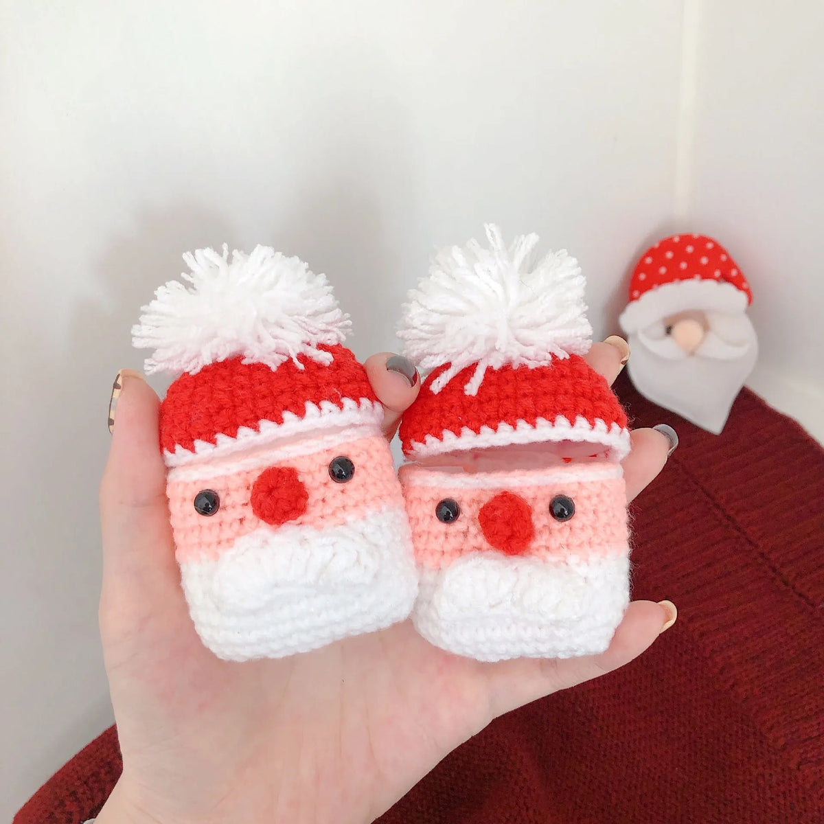 Plush knitted Santa Claus earphone case in photo colour for AirPods 1 and 2, wool cartoon back cover