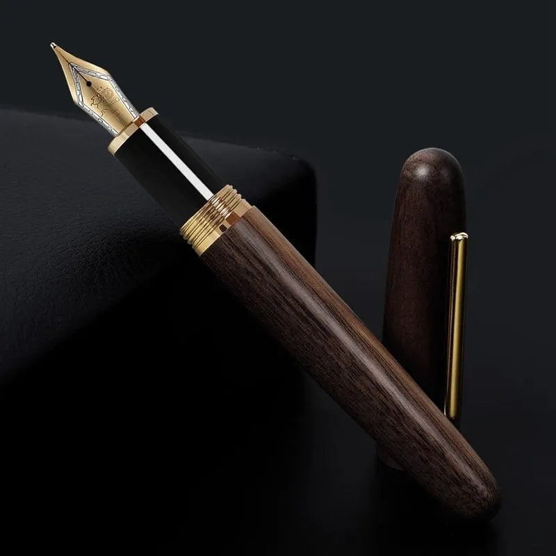 Wooden fountain pen with rotating cap in seven wood colour options
