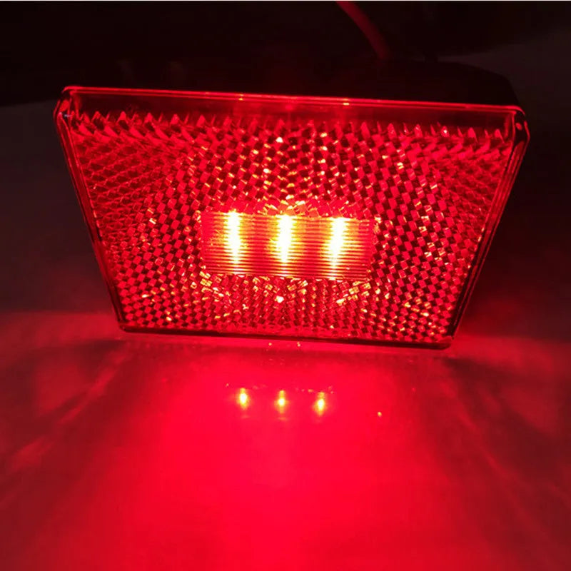 Red and yellow LED trailer side light with 19cm cable for clearance and width indication