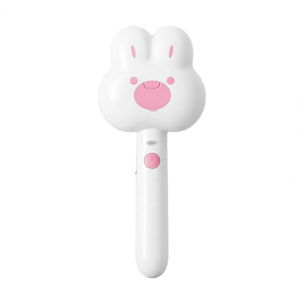 Cartoon design cat steam grooming brush with long handle and rounded bristles in green colour