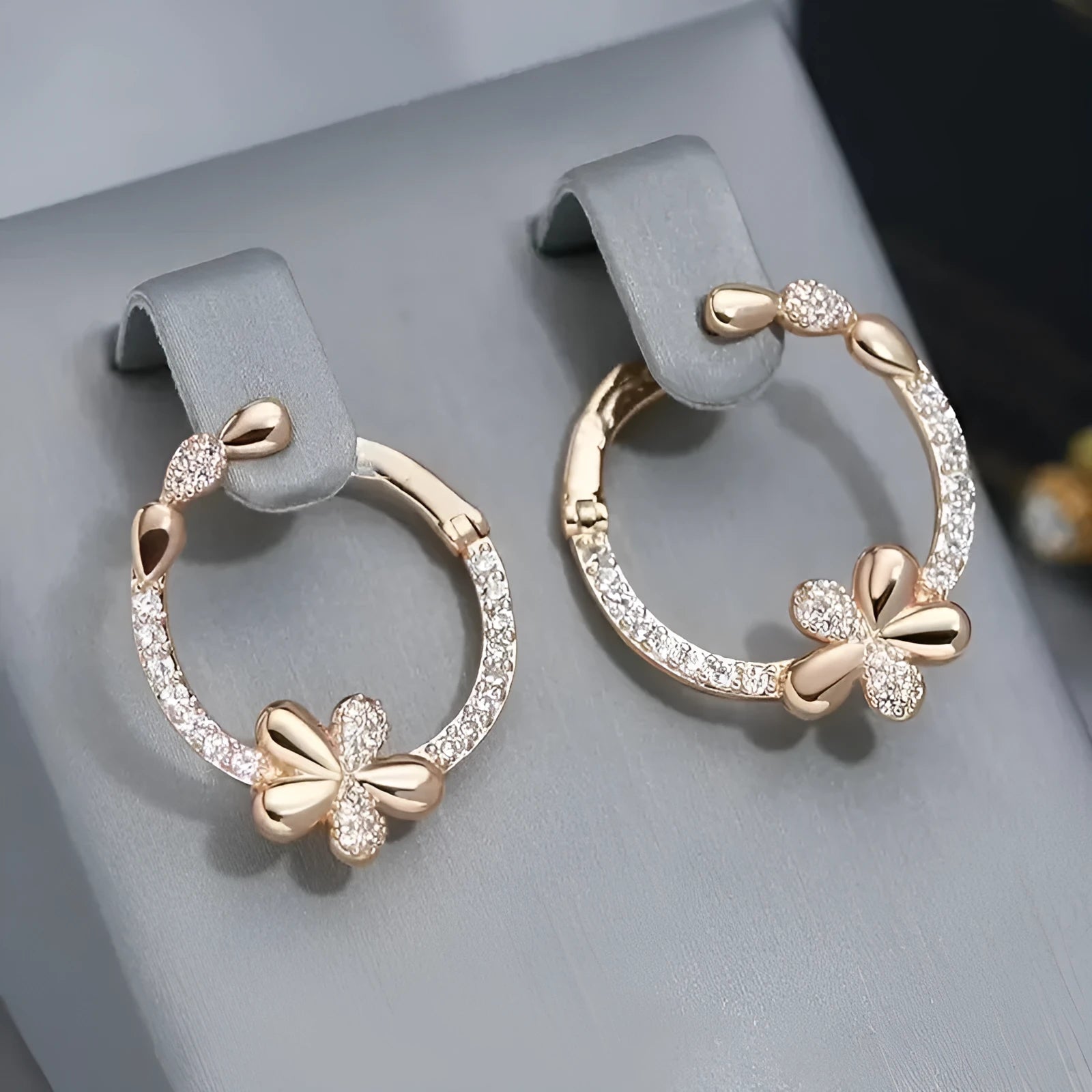 Copper round geometric earrings with electroplated finish colour EK13286-FD-01