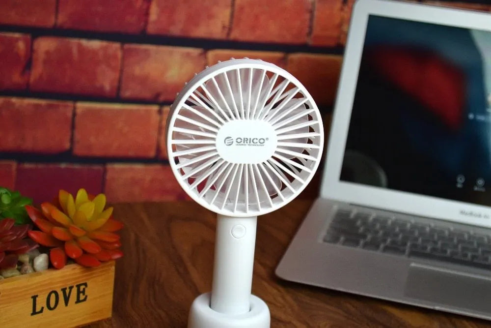 White ORICO FH1 portable USB desk fan with compact design and three-speed controls