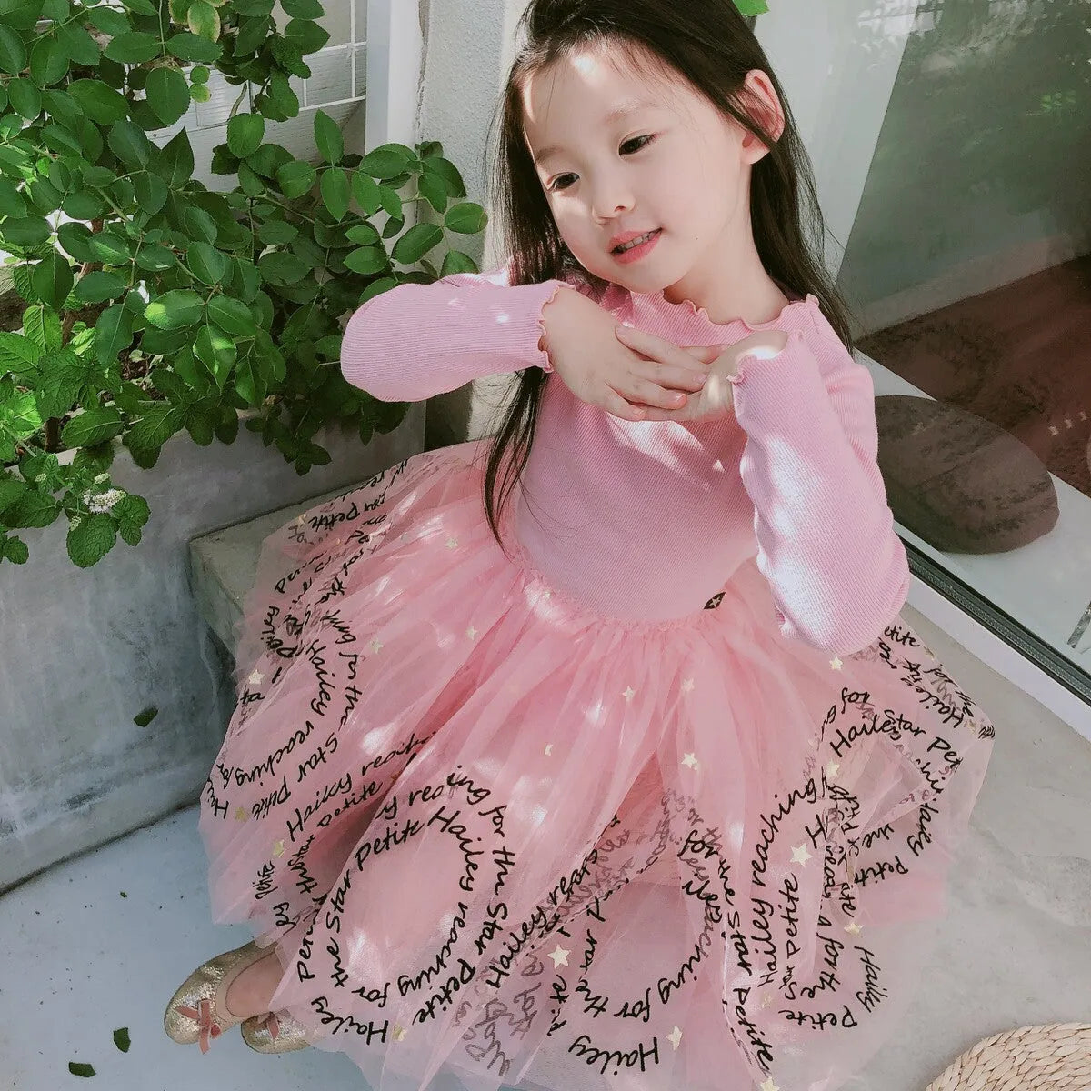 Girls cotton princess dress long sleeve cartoon pattern 95% cotton black pink red sizes 100-140cm