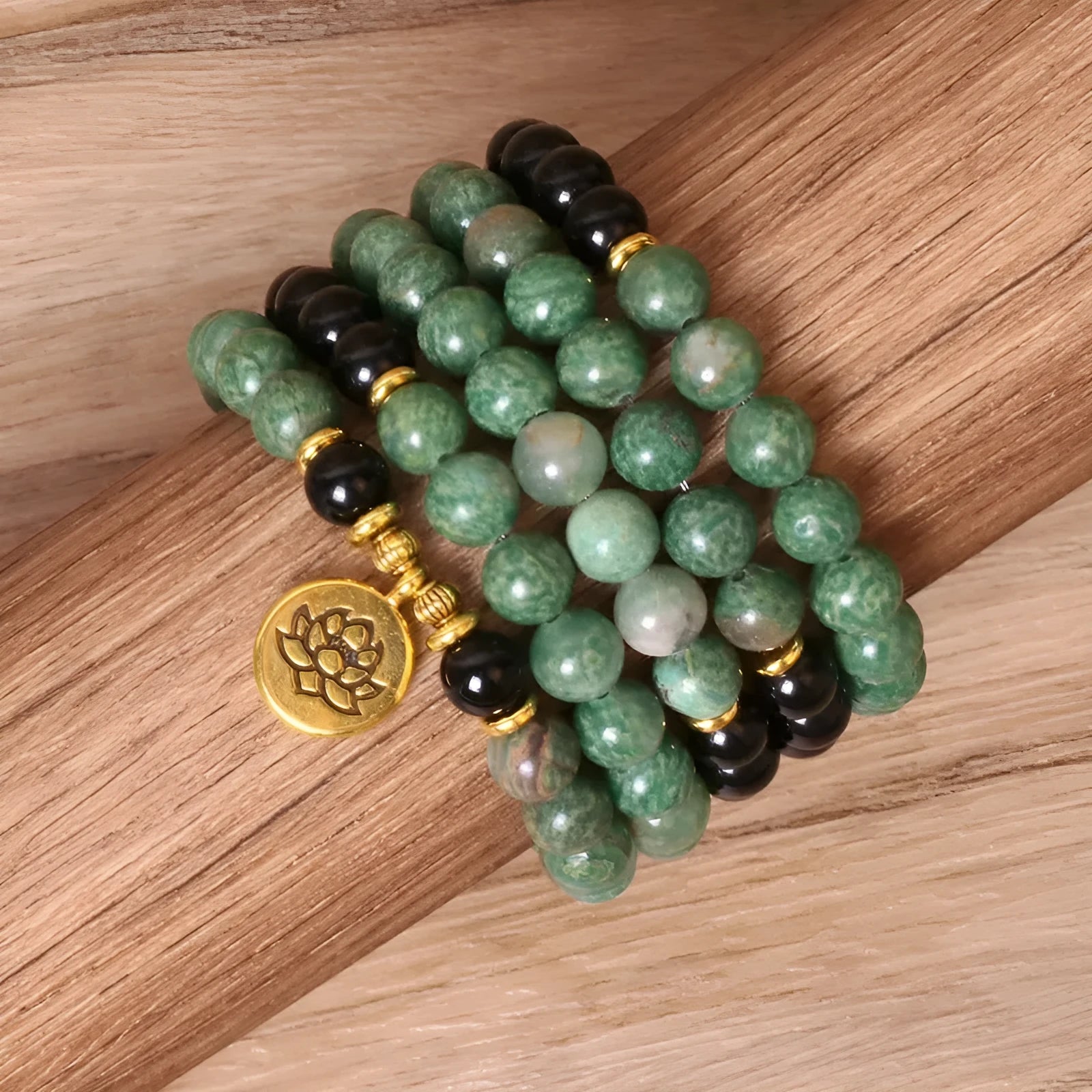 Green and black alloy elastic bracelet with beaded natural style design