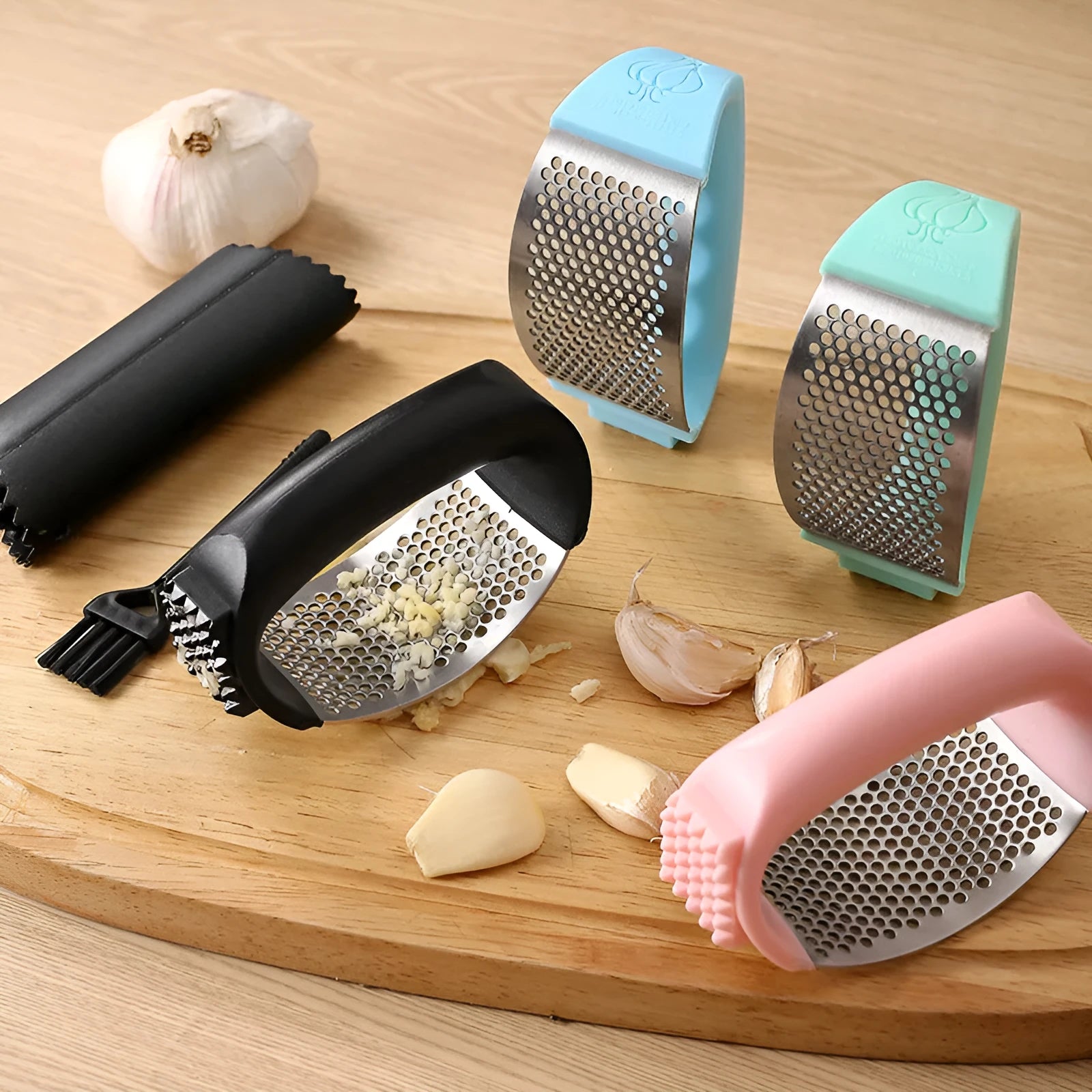 304 stainless steel garlic press with PP handle in green colour