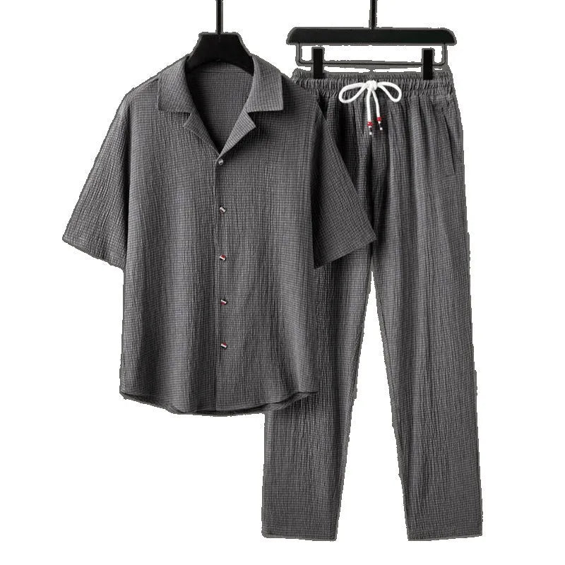 Men's Chinese style two-piece sports set with short-sleeve top and long trousers in polyester with wool lining