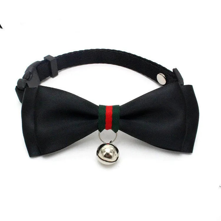 Nylon cat collar with bell in monochrome pattern on a light background